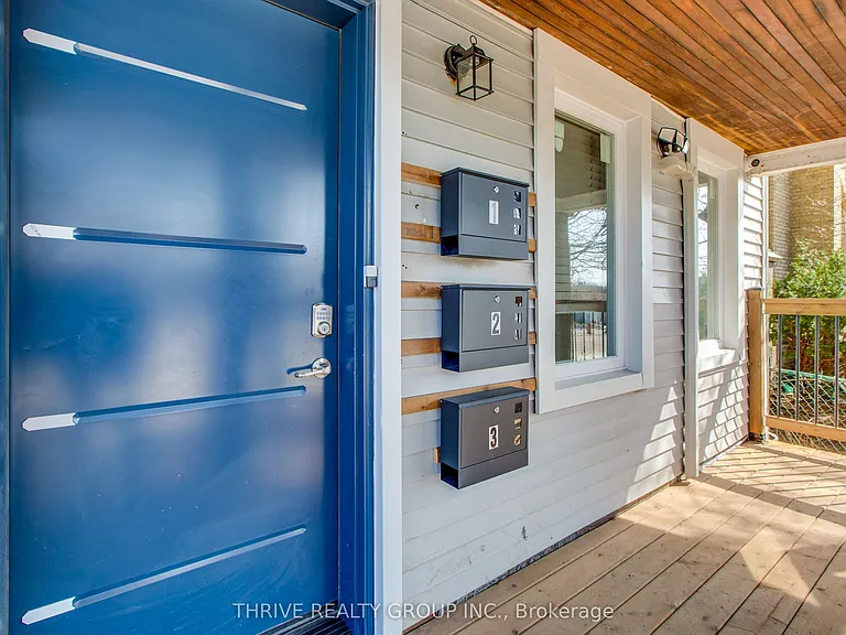 140 Wellington St #3 — Photo 2
