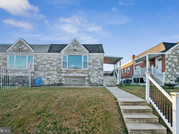 8933 Revere St, Philadelphia, PA 19152