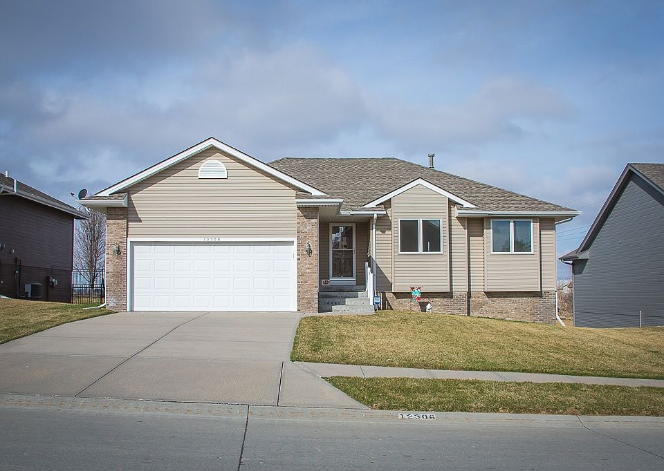 1st image of 12306 S 218th Ave