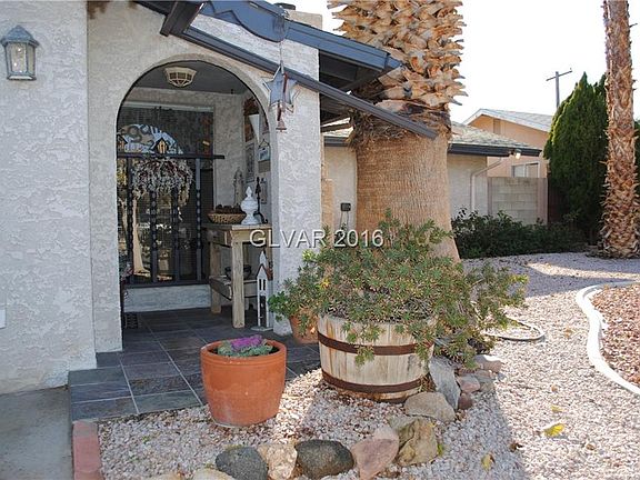 3rd image of 2924 Scarlet Oak Ave