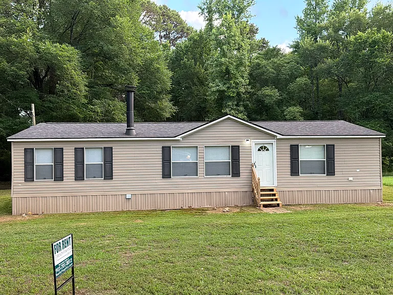 218 County Road 1304 — Photo 1