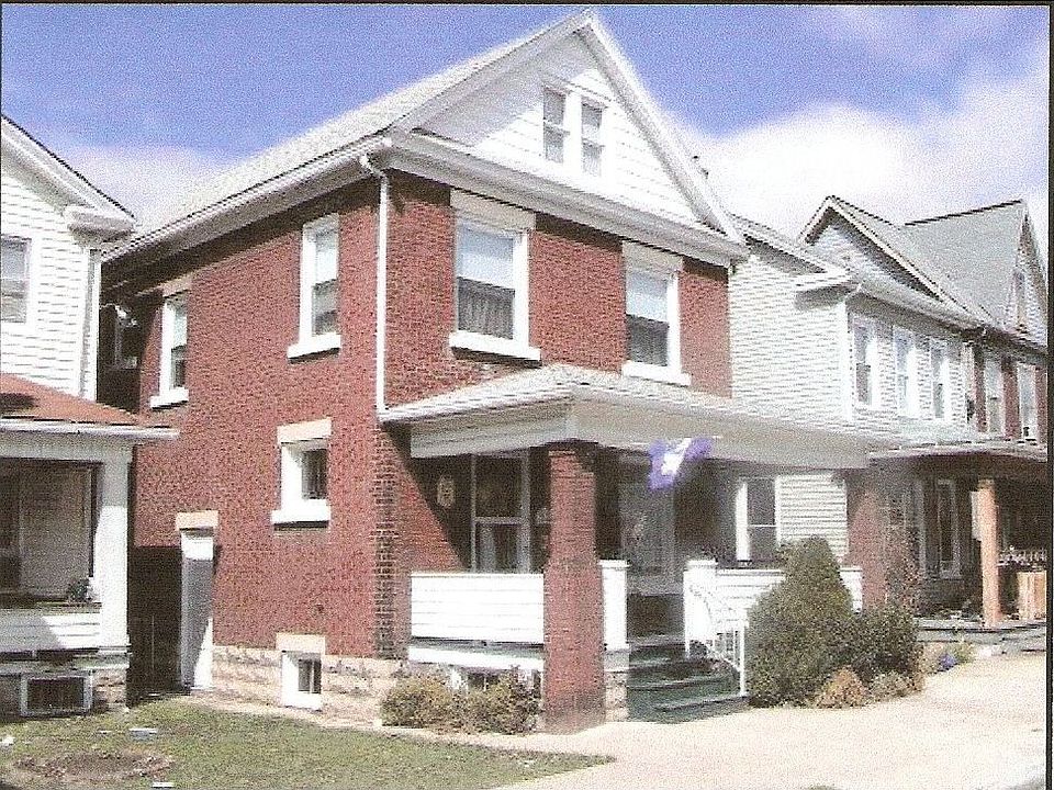 Uptown near Juniata College