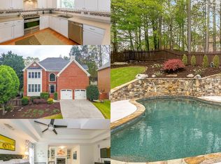 10820 Grenadier Ln, Alpharetta, GA 30022