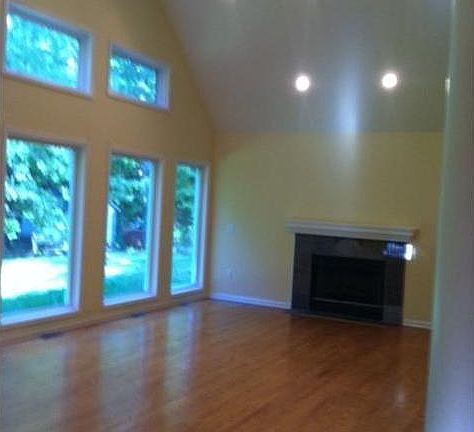 5th image of 8336 Craig Dr