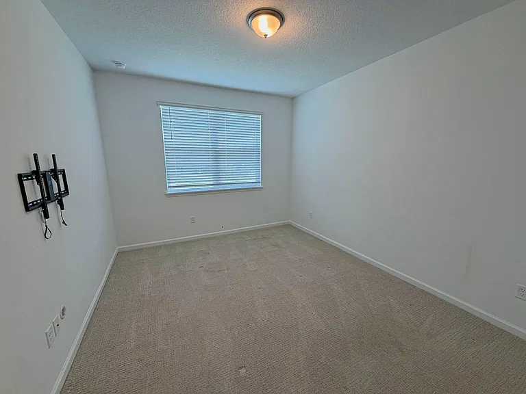 716 Cherry Elm Dr — Photo 13