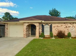 3304 Castle Dr, Kenner, LA 70065