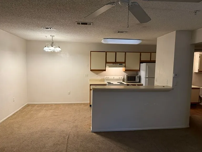 635 Buoy Ln #304 — Photo 26