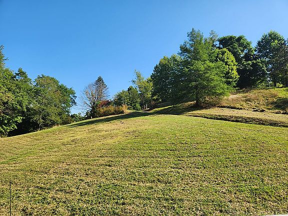 5th image of 80 Old Brick Rd