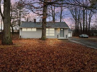 2521 Marcy Ln, Fort Wayne, IN 46806