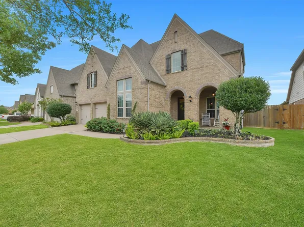 911 Ember Hills Ln, Friendswood, TX 77546