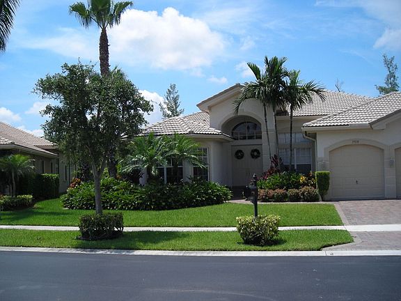 VIEW OF THE HOME
