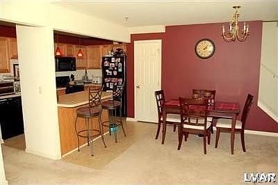 3rd image of 6790 Pioneer Dr