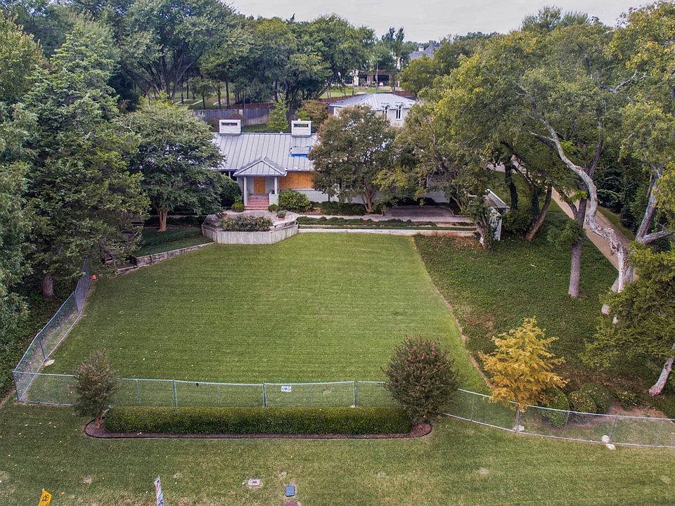 1st image of 4523 W Lawther Dr