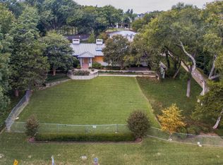4523 W Lawther Dr, Dallas, TX 75214
