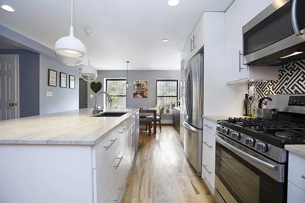 Rented by Space Marketing Shop | media 4