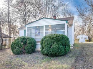 560 Holman St, Scottsville, VA 24590