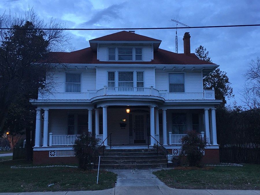 1st image of 114 Market St