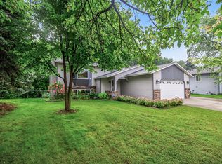8320 Cooper Way, Inver Grove Heights, MN 55076