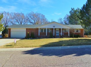 1120 Terrace Dr, Colby, KS 67701