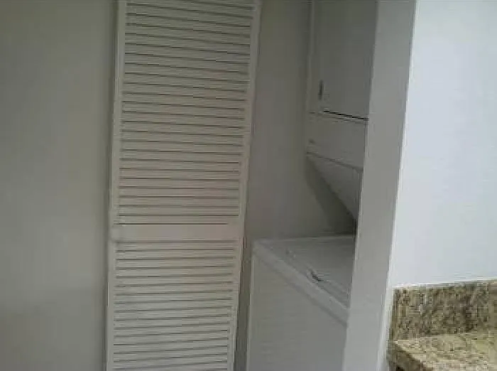 2 bed, 988 sqft, $3,499 — Photo 3