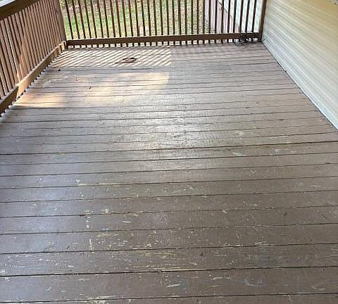 2nd image of 1061 E Valley Dr