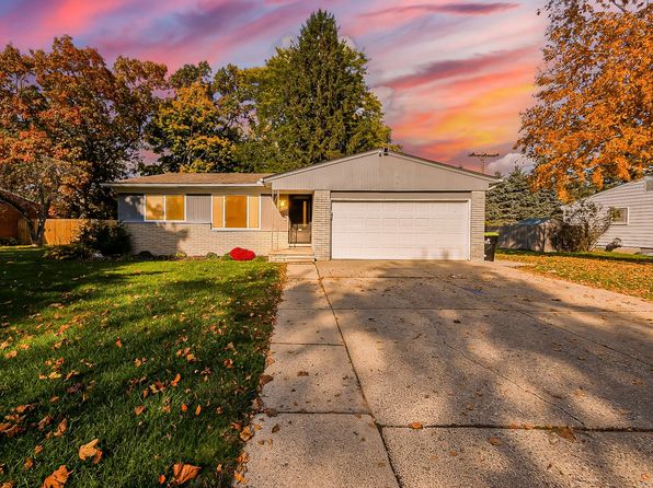 8580 Buffalo Dr