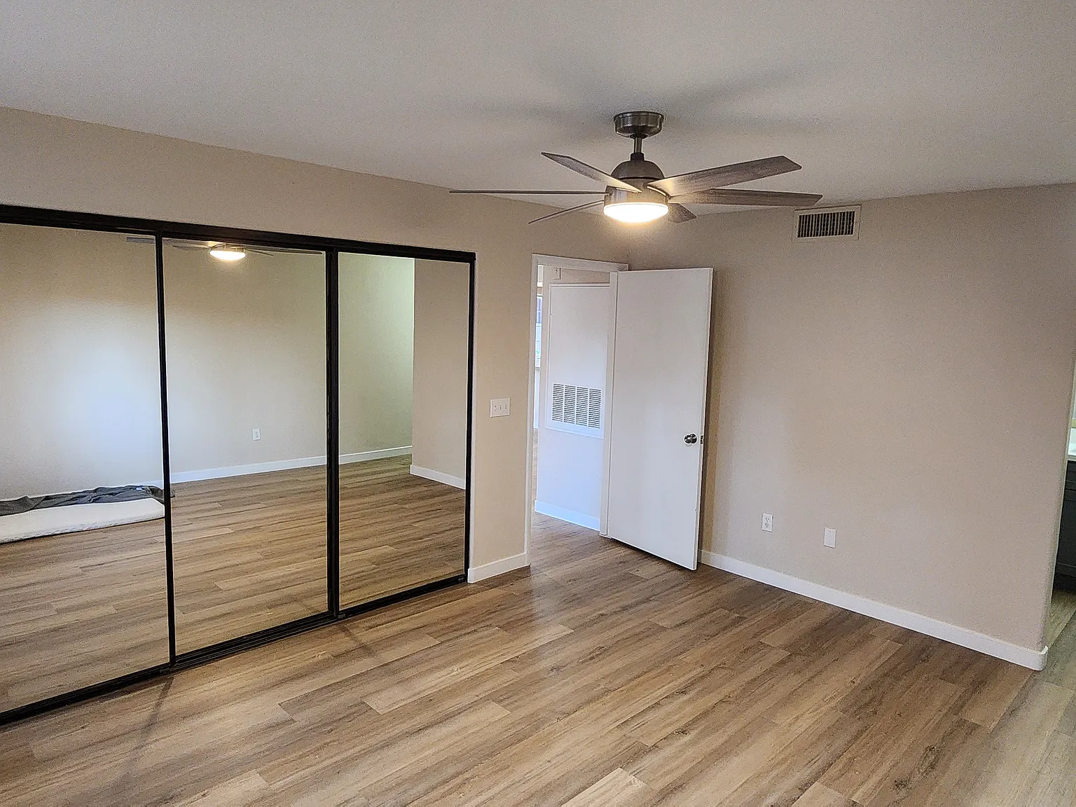 1851 Hillpointe Rd — Photo 3