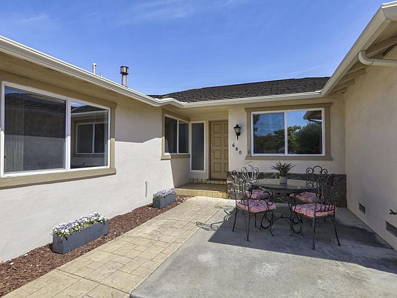 2nd image of 680 Parkdale Dr