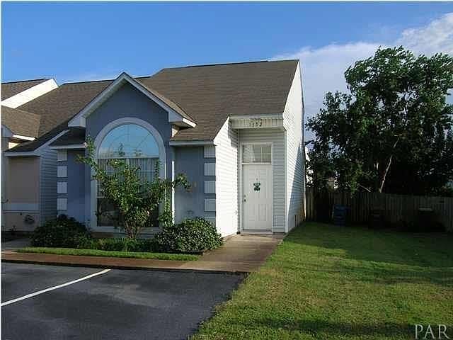 1st image of 1352 Redwood Ln