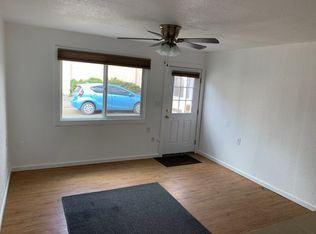 3741 W G St #B, Bremerton, WA 98312