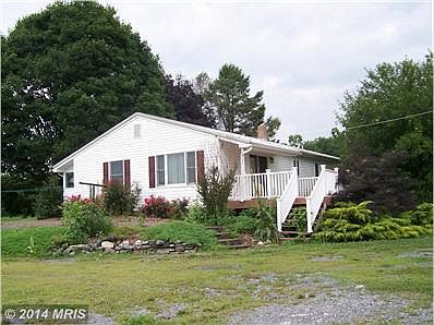 Exterior (Rear)
