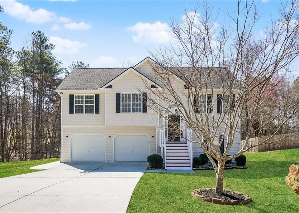 1st image of 9450 Pebble Creek Ct