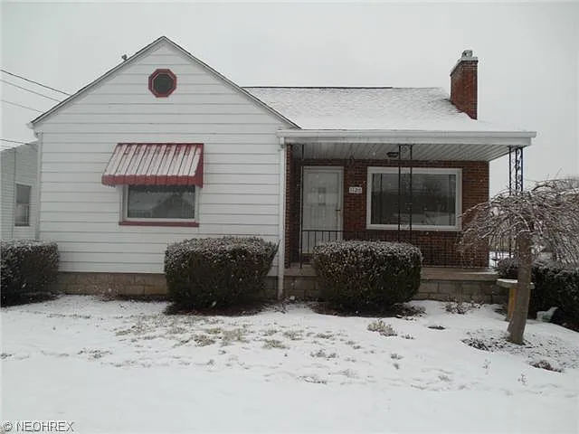 1126 Detroit Ave photo 1
