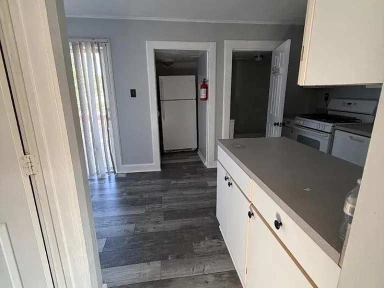 347 Willow Ave #2 — Photo 8