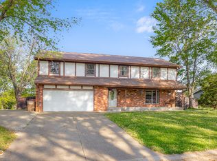 601 Ridgeview Ln, Columbus, IN 47201