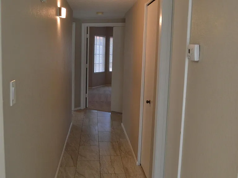 2910 W Marconi Ave #113 — Photo 7