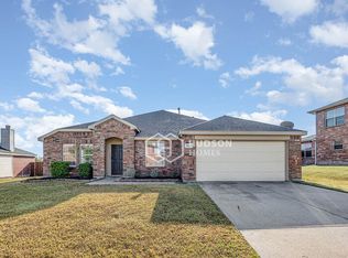 1104 Buckingham Dr, Forney, TX 75126