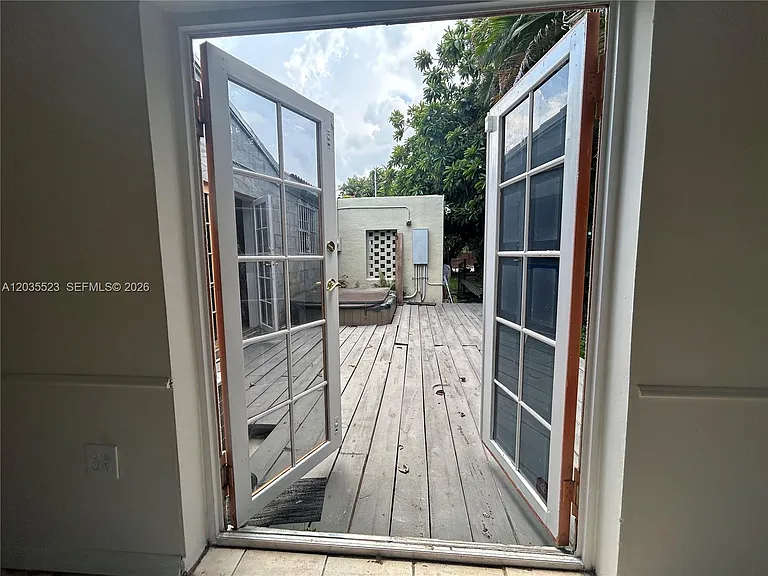 9600 N Miami Ave — Photo 20