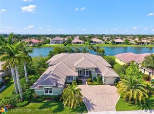 15253 SW 40th St, Davie, FL 33331