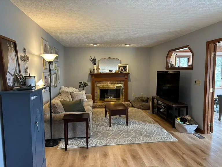 615 Ozem Gardner Way — Photo 5