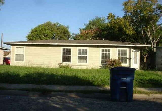 1st image of 1537 Cambridge Dr