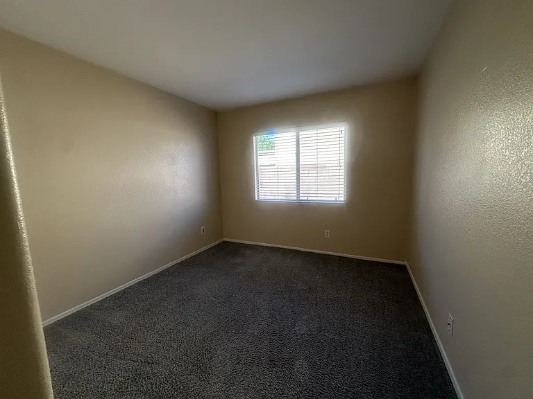 3285 E Ford Ave — Photo 27