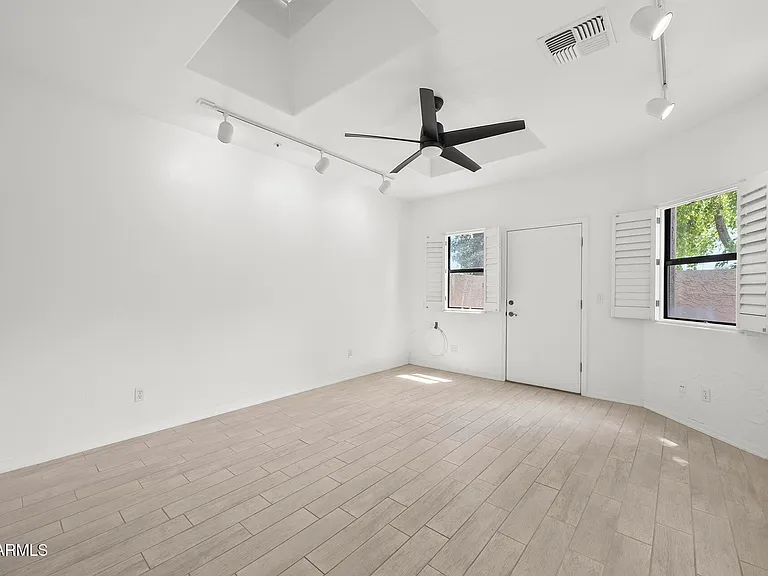 8479 N 84th Pl — Photo 42