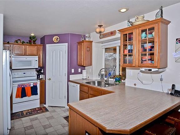 5th image of 73 N Wedgwood Dr
