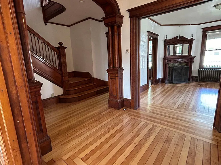 130 Vernon St #1 — Photo 18