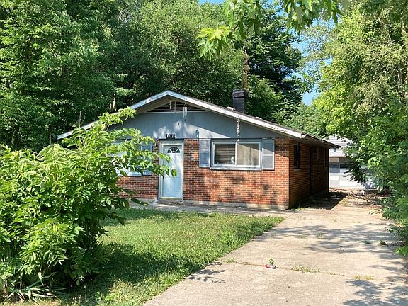 2nd image of 1645 Dewitt Dr