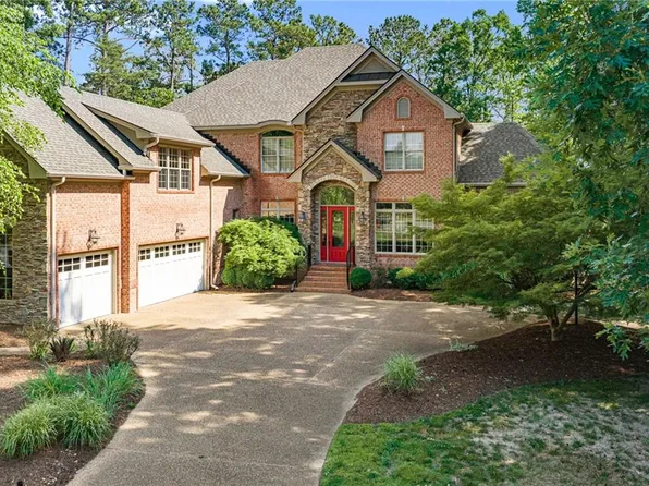 20586 Seahawk Lndg, Smithfield, VA 23430