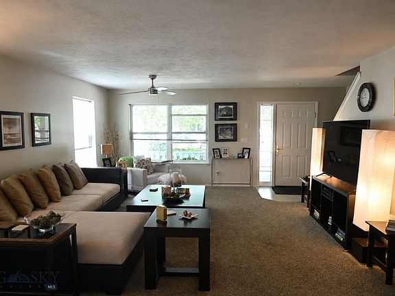 5th image of 48 Meadow Brook Ln