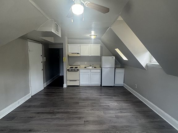 2nd image of 319 N 33rd St #8