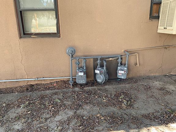 4th image of 118 S Rush St